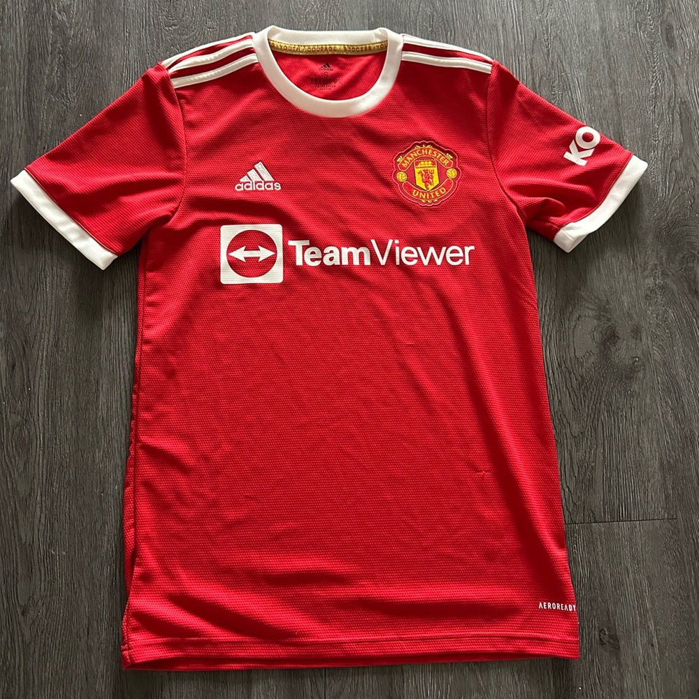 Manchester United 21/22 Home Jersey